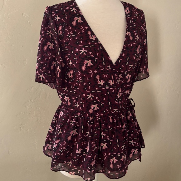 Georgette Flutter-Sleeve Peplum Top in Rich Paisley Small - Picture 5 of 12